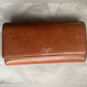 Brown Leather Fossil Wallet
